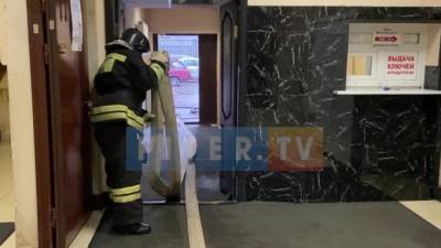 В бизнес-центре на Каменоостровском ликвидировали пожар