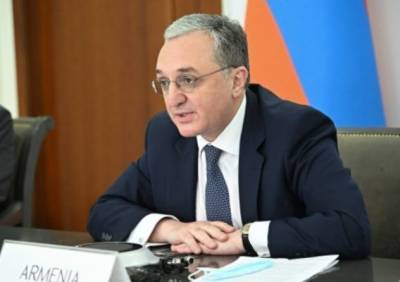 Глава МИД Армении вновь прибыл в Москву
