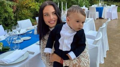 Решетова показала сына Тимати на следующий день после рождения — милое видео