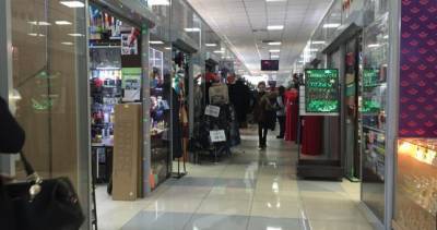 Торговые центры Бишкека начали работать по новому графику