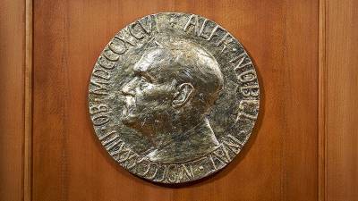 Названы лауреаты премии памяти Альфреда Нобеля по экономике