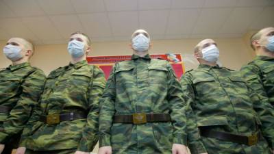 Как крымчан призывают в армию России во время пандемии коронавируса