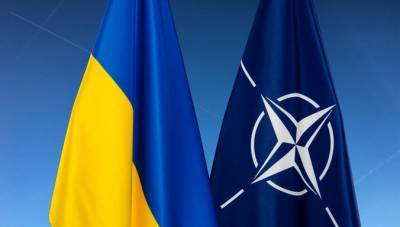Украинцы не хотят общаться с россиянами, поэтому мы идем в НАТО - Зеленский
