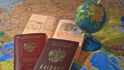 Специалисты рассказали, нужно ли брать российский паспорт на отдых за границу