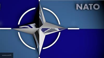 Баранец объяснил, зачем НАТО "накачивают" Прибалтику оружием