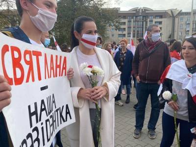 Тихановская призвала белорусов к уличным маршам и блокировке военной техники