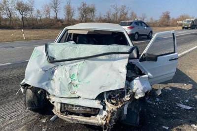 В Ростовской области в ДТП с участием внедорожника погиб 26-летний парень