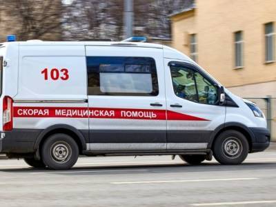 В Москве девушка упала с высоты 14-го этажа