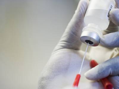 В ОПУ назвали три способа получить вакцину против коронавируса в Украине