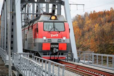 Время в пути поездов между Мурманском и Москвой попытаются сократить