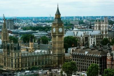 Власти Британии рассказали, кто будет отвечать за снос памятников в стране