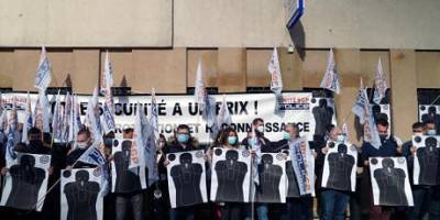 Во Франции полицейские протестуют против насилия, — Reuters