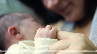 Фотовыставка "Инклюзивное материнство" открылась в Минске