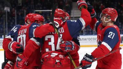 Хоккеисты "Локомотива" одержали четвертую победу кряду в КХЛ
