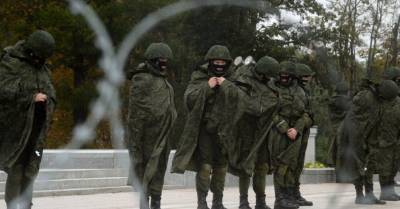 Протесты в Минске: задержания на марше "Бабушки с народом", МВД готово стрелять в демонстрантов