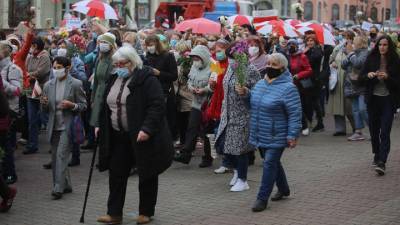 В Минске силовики применили слезоточивый газ против пенсионеров