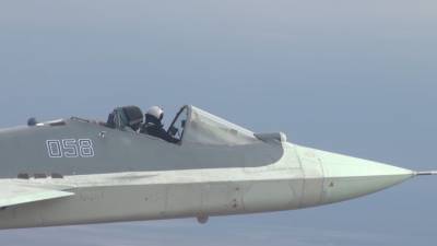 Полет Су-57 без фонаря стал причиной бурных обсуждений среди британцев - polit.info - Россия - Англия
