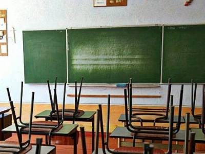 Школам Украины рекомендуют с 15 октября начать каникулы, а вузам - перейти на дистанционное обучение