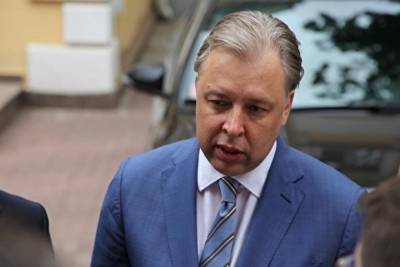 КПРФ передало вакантный мандат Вадиму Кумину, а не экс-губернатору Левченко