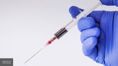 Johnson&Johnson временно остановила испытания вакцины против COVID-19