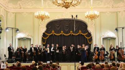 Игорь Томашевский стал новым дирижером петербургского симфонического оркестра