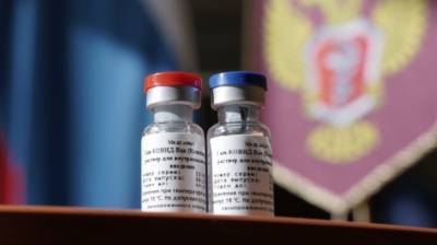 В Приморье началась вакцинация медиков от коронавируса