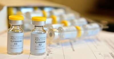«Необъяснимая болезнь» остановила испытания вакцины от коронавируса