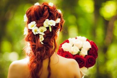 Девушка собрала цветы на собственную свадьбу и ослепла - Cursorinfo: главные новости Израиля