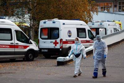 Число заражений коронавирусом и смертей в России обновило суточный рекорд