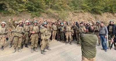 Участие ополчения в боях в Карабахе: Арутюнян подписал поправки к закону "Об обороне"