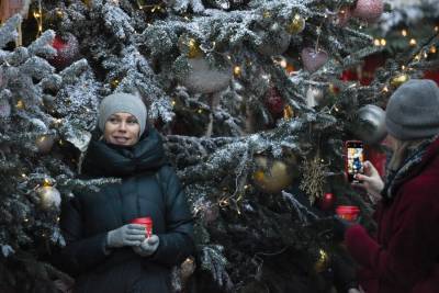 Идею сделать 31 декабря выходным днем одобряют 48% россиян