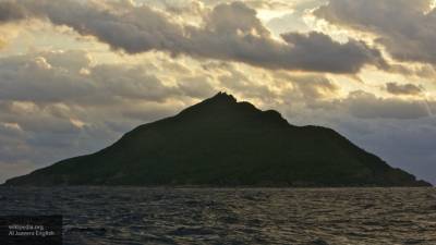 Токио требует убрать китайские корабли из зоны спорных островов Сенкаку