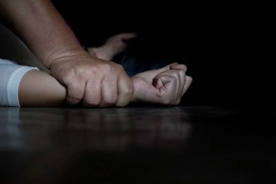 Жителю Хакасии дали 18 лет за насилие над дочерью и матерью при попытке кражи