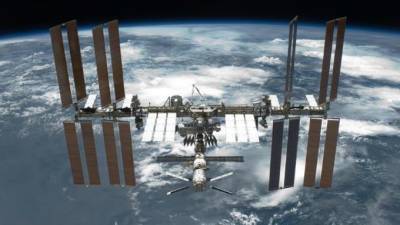Новый экипаж доставит на МКС оборудование для поиска места утечки воздуха