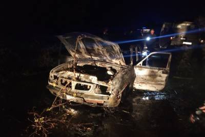 В Чувашии сгорела «Волга», пострадал хозяин авто