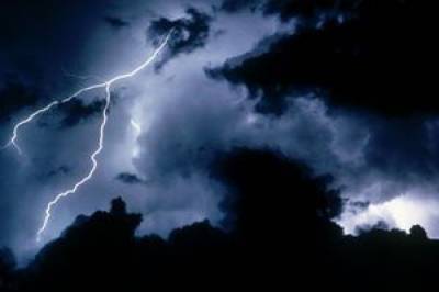 Синоптики объявили штормовое предупреждение на западе из-за мощных дождей