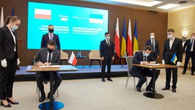 Украина и Польша договорились совместно развивать транспортный коридор Гданьск-Черное море