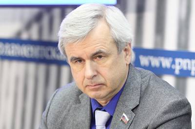 Госдума освободила Лысакова от должности первого зампреда Комитета по госстроительству