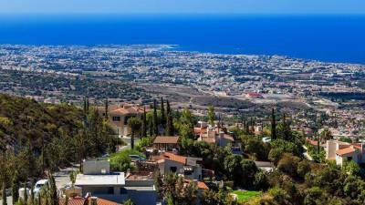 Паспорт в стол: чем чреват отказ Кипра давать гражданство за вложения