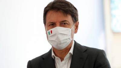 Премьер Италии призвал избежать нового карантина из-за коронавируса