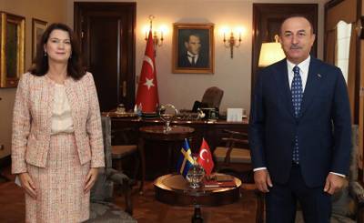Associated Press (США): главы МИД Турции и Швеции устроили перепалку на пресс-конференции в Анкаре