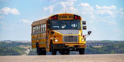 11-летний мальчик угнал школьный автобус; за ним началась настоящая полицейская погоня