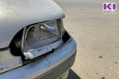 В Сыктывкаре водитель Nissan спровоцировал на встречке аварию