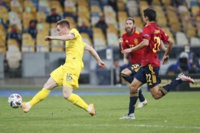 Сборная Украины по футболу впервые выиграла матч со сборной Испании