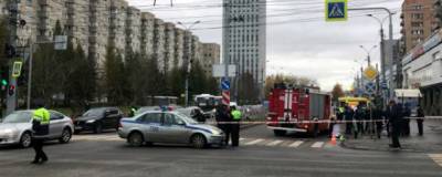Видео: В Архангельске пожарный автомобиль насмерть сбил ребенка на самокате