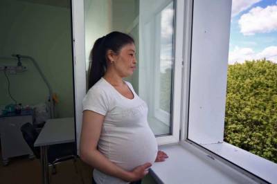 В Минздраве назвали вероятные последствия коронавируса для беременных
