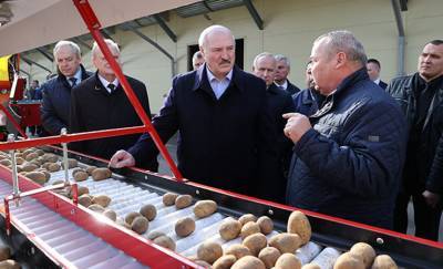 Лукашенко пытается расколоть белорусов, Тихановская обостряет игру