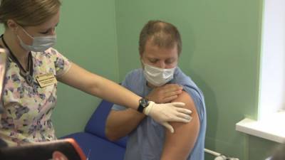 В Петербурге стартуют испытания новой вакцины от коронавируса