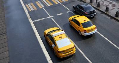 Агрегаторы такси сообщили о дефиците водителей в Москве