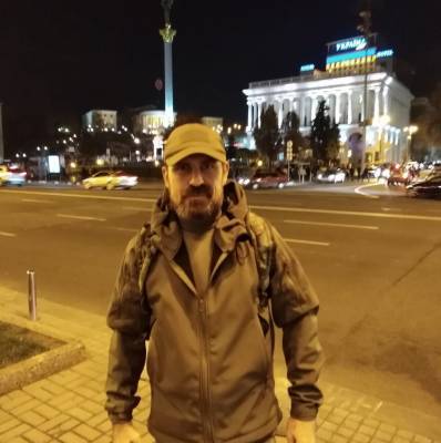 Умер ветеран, который поджег себя в знак протеста против Зеленского
